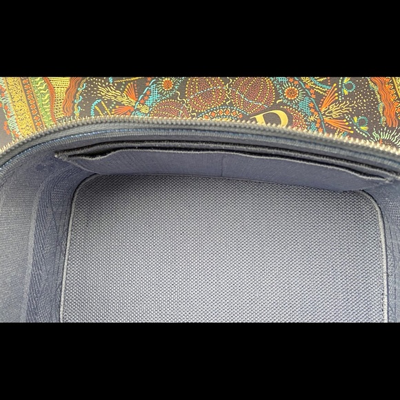 Christian Dior Travel Vanity Case. - Picture 8 of 12